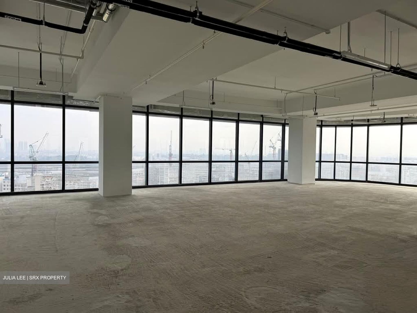 Woods Square (D25), Office #592353081